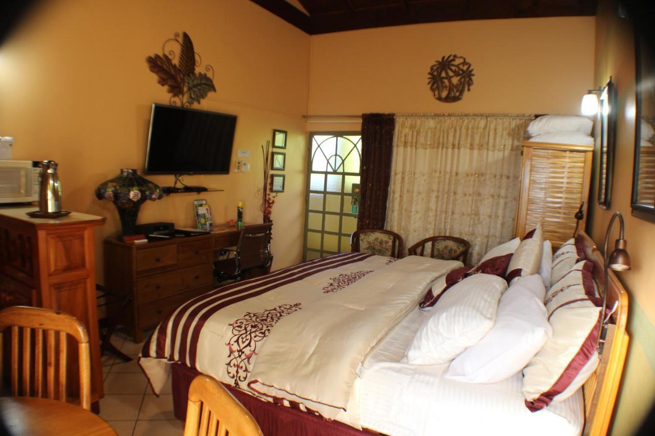 Bed and Breakfast Native Abode Bon Accord Village Exteriér fotografie