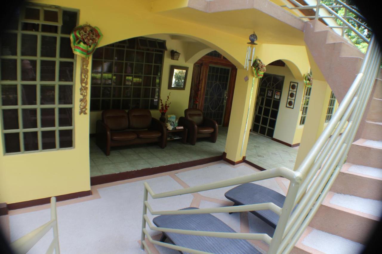 Bed and Breakfast Native Abode Bon Accord Village Exteriér fotografie